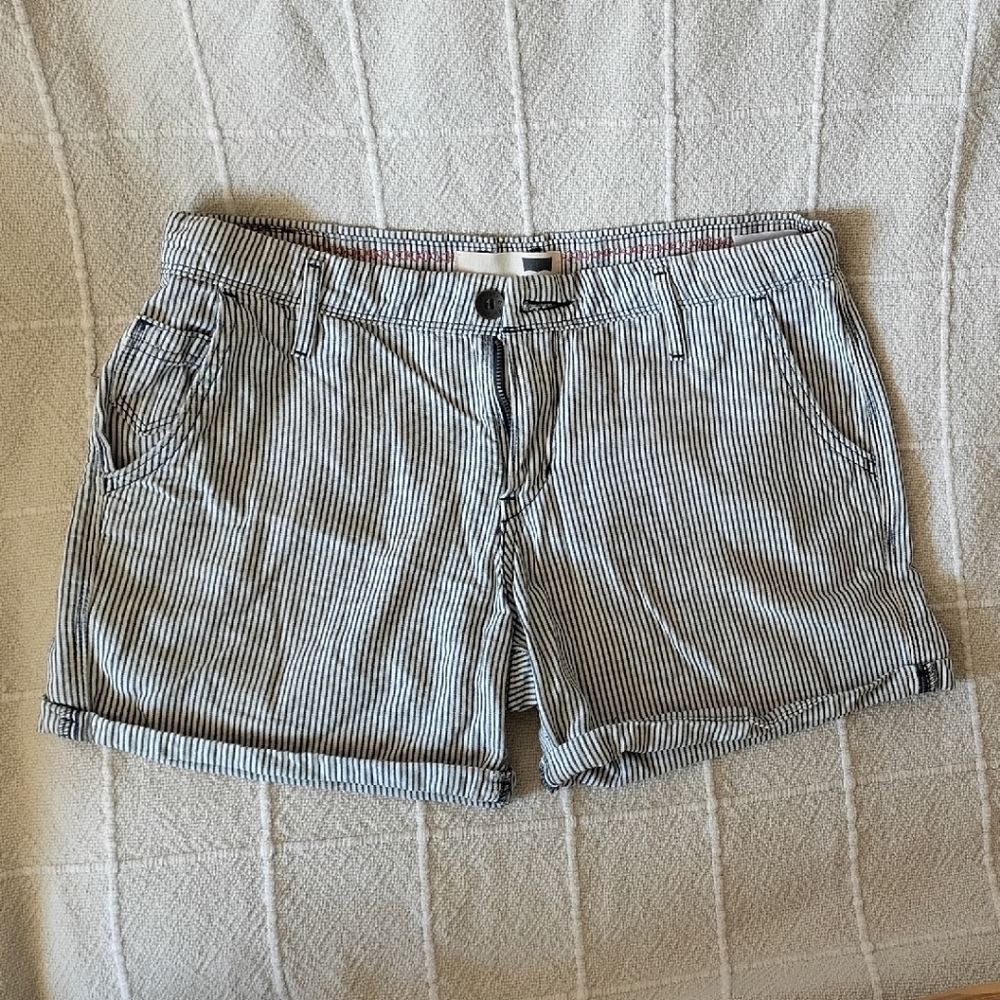 Cuffed Levi's Navy and White Striped Women's Shorts